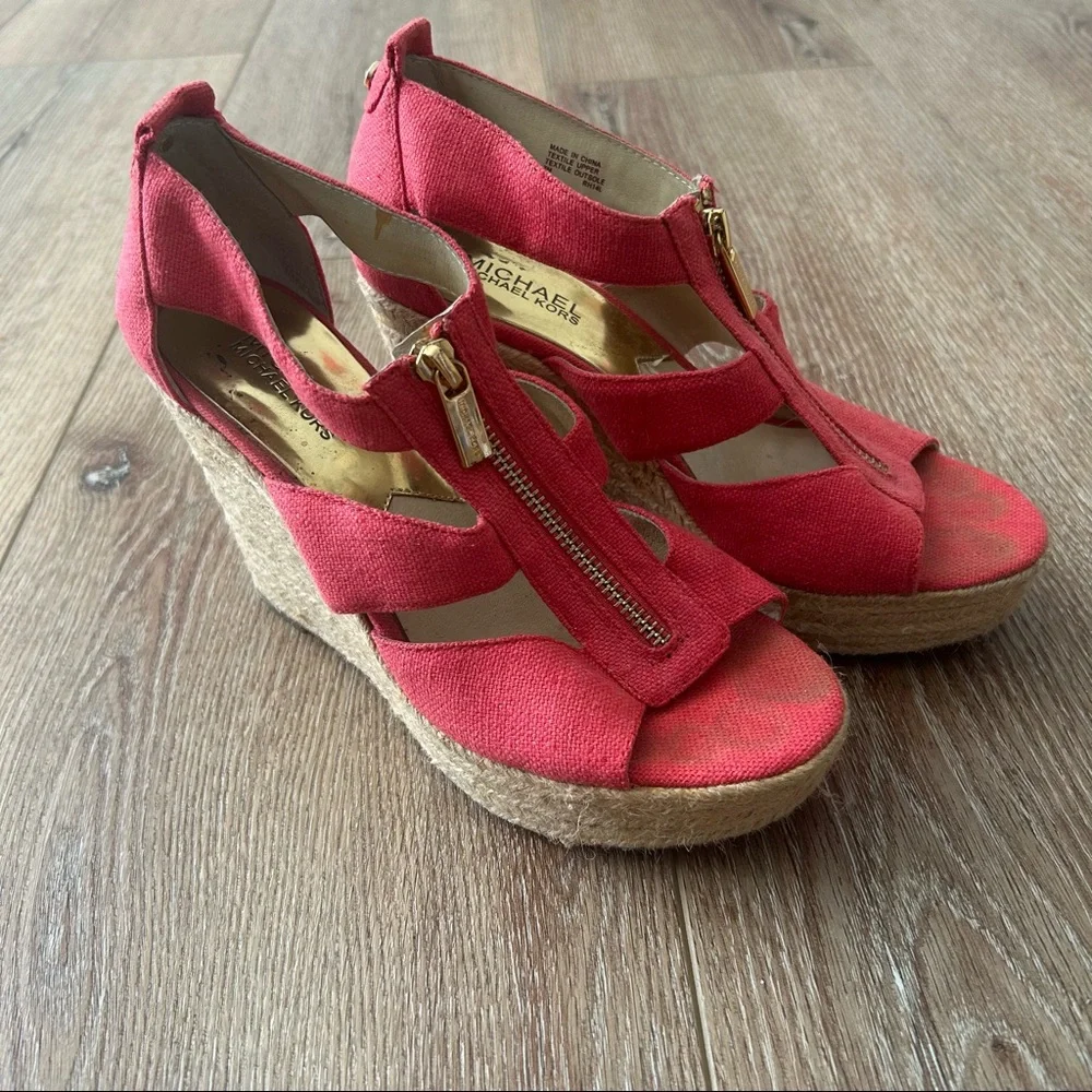 MICHAEL Michael Kors Wedges with Gold Zipper - Picture 5 of 10